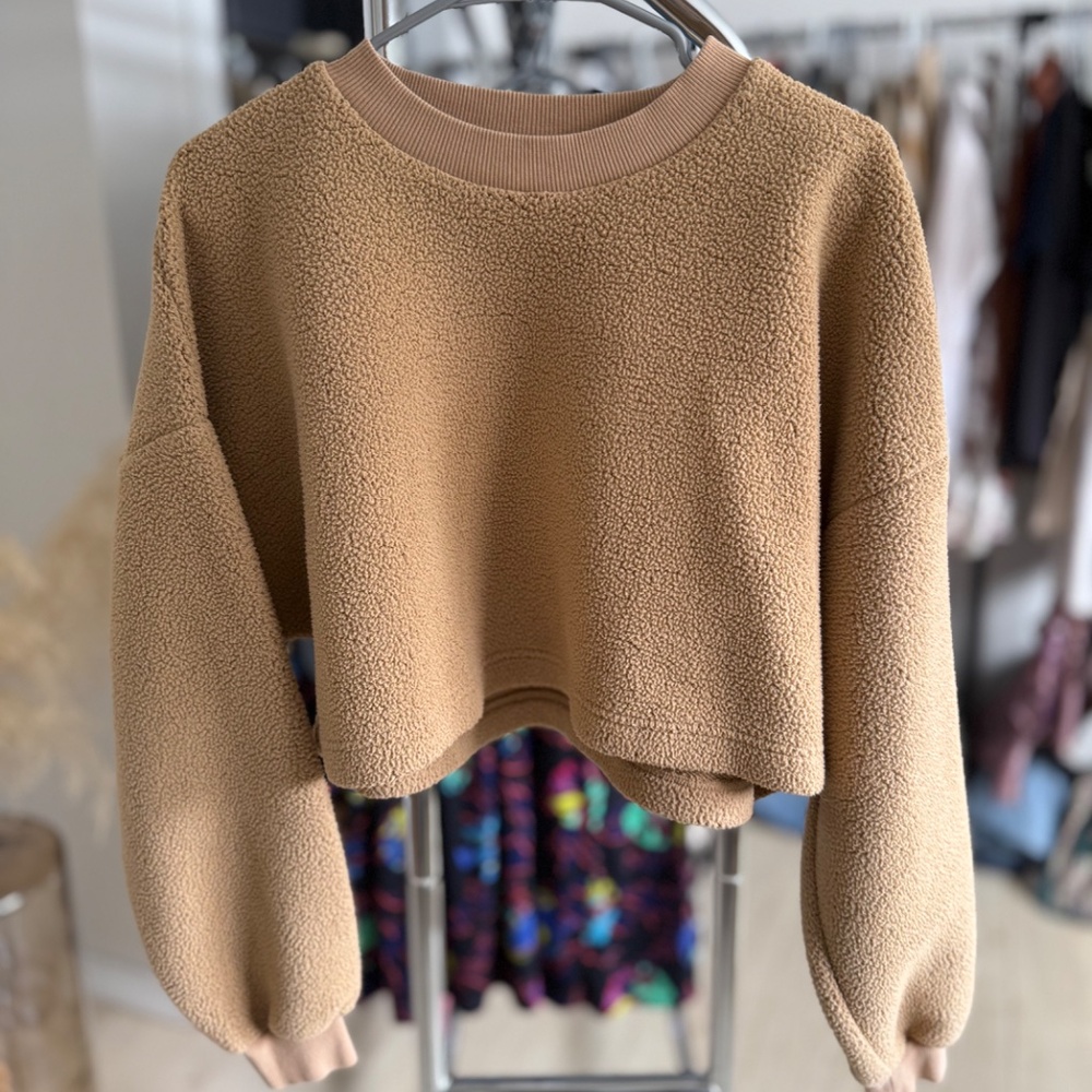 Aritzia | Sunday Best | Lupa Sherpa Sweater | Size S - Picture 3 of 7